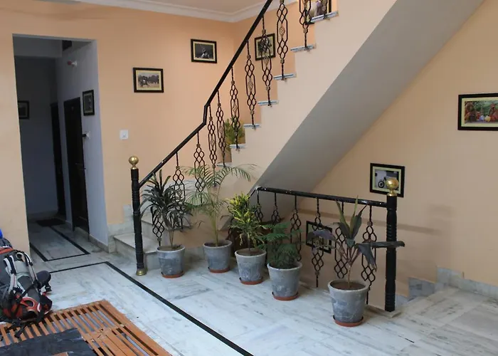 Madhur Villa Guest House